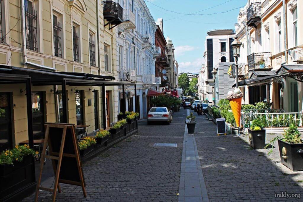 Nataly Apartament-Old Tbilisi Center Zewnętrze zdjęcie
