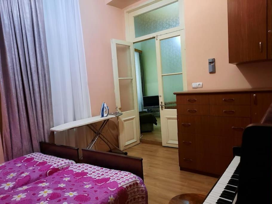 Nataly Apartament-Old Tbilisi Center Zewnętrze zdjęcie